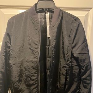 Lululemon Non Stop Bomber Jacket in Black, Size 6